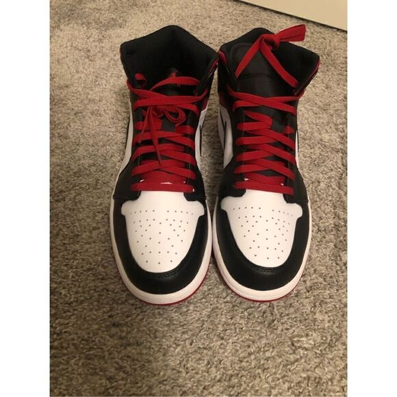 Jordan 1 Mid Black/ Gym Red Men’s Size 10.5 main image 5